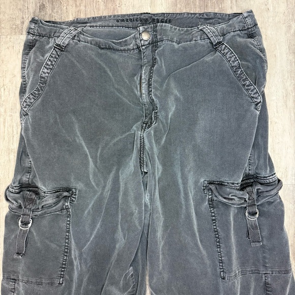 American Eagle Stretch Gray Cargo Pants Size 18 - Picture 2 of 7